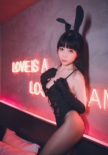 国内白嫩美女翘臀在线高潮观看_正片免费观看