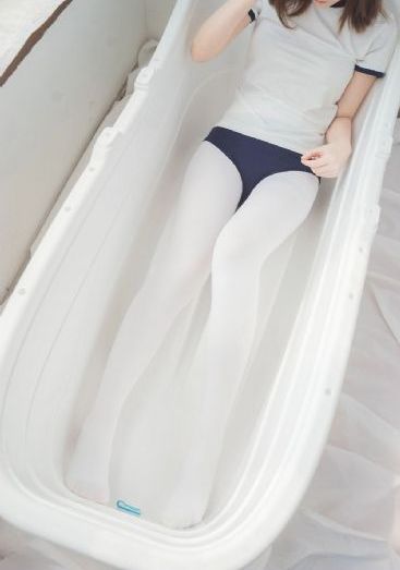 二次元污本子_HD在线视频观看