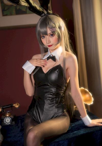免费一级真人片清高播放_720电影完整版