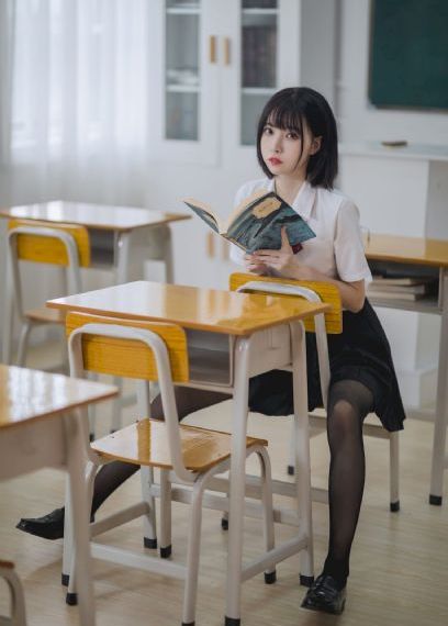 国产精品久久久久精品三级av_1080P天堂在线
