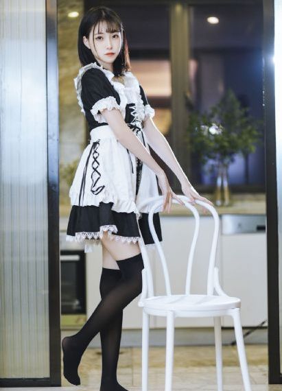 摸胸摸下面视频_BD韩语动漫免费观看