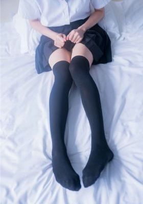 欧美大尺度捏胸吃胸戏的视频_4K神马影院手机在线