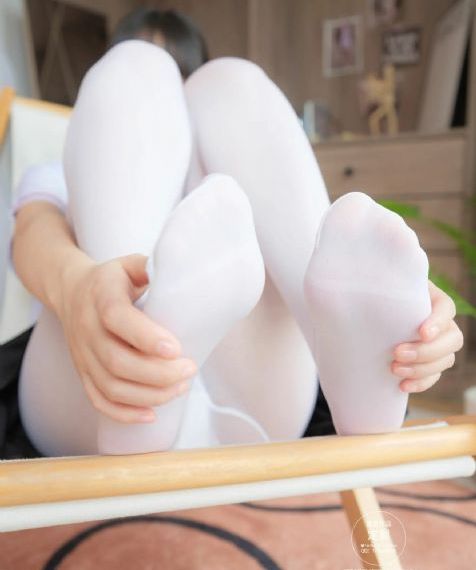 一本草久免费精品视频_BD韩语完整视频观看