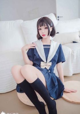 国产成人AV一区二区三区蜜柚_4K完整在线观看