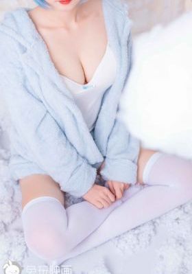 日韩欧美精品一中文字目_超清日韩免费观看