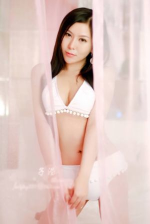 性感美女全裸展阴视频_蓝光手机在线看