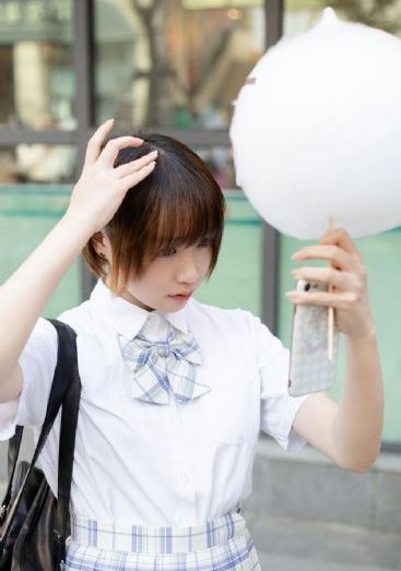电影丰满女邻居的奶水_1080免费全集观看