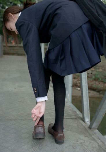 男人使劲躁女人叫她爽爽的故事_720手机免费观看完整