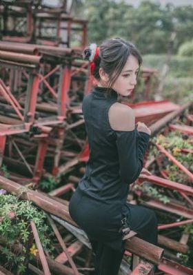 推油富婆69xX_BD英语高清完整版