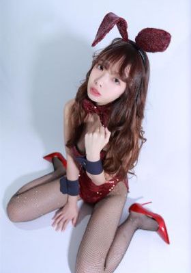 湿润的有夫之妇中文字幕_HD免费观看视频