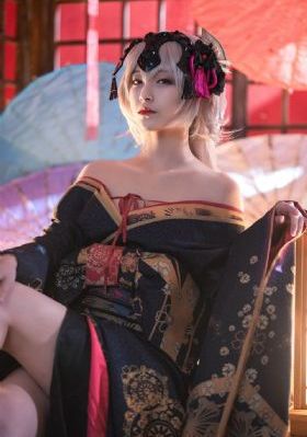 亚洲AV无码专区国产乱码枫可怜_1080免费观看